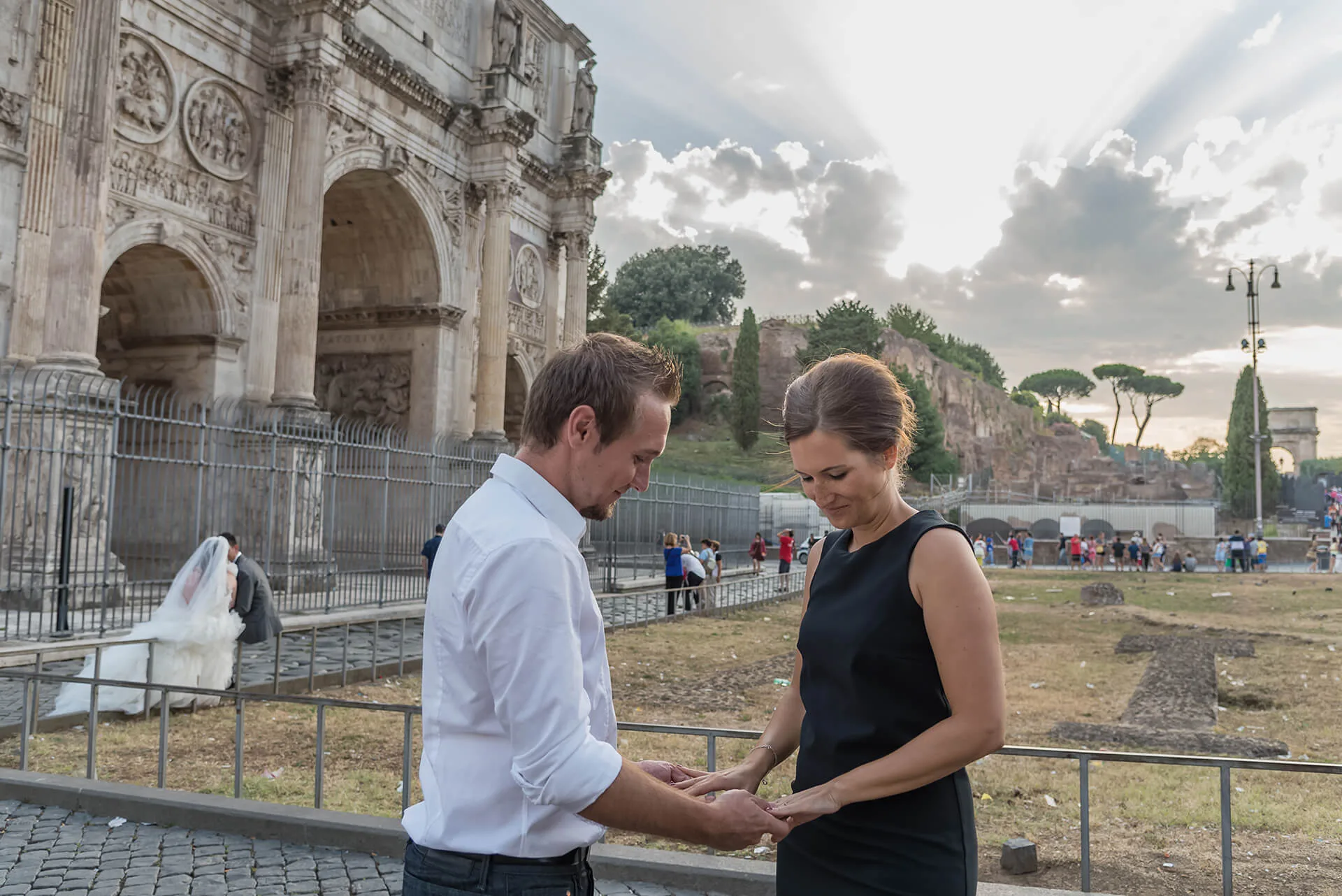 Wedding Proposal Photoshoot in Colosseum Rome